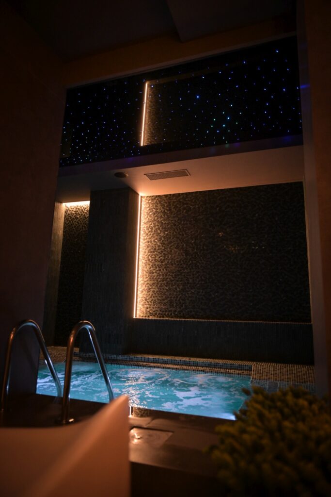 jacuzzi la hotel Fabesca Sovata