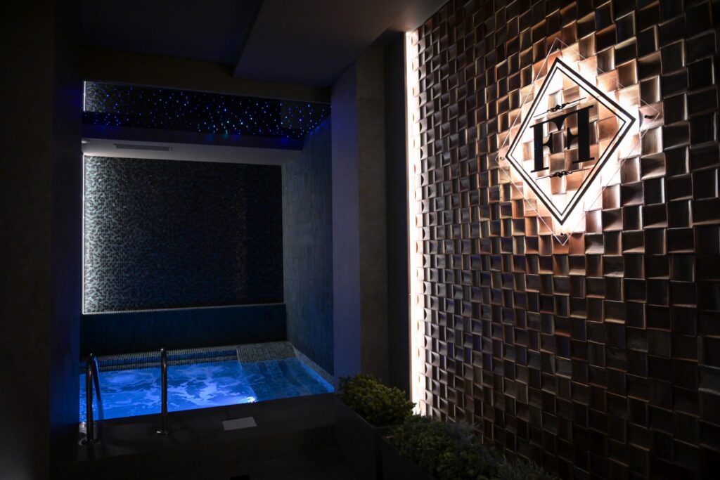 jacuzzi la hotel Fabesca Sovata